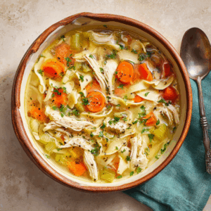Read more about the article The Ultimate Comfort: Crafting the Perfect, Soul-Warming Chicken Noodle Soup